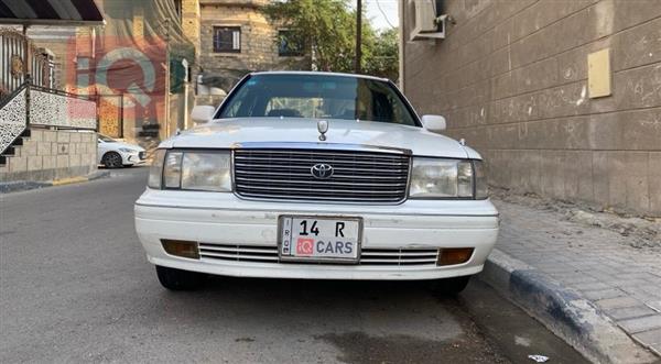 تۆیۆتا کراون 1999 بۆ فرۆشتن لە عێراق - بەسڕا